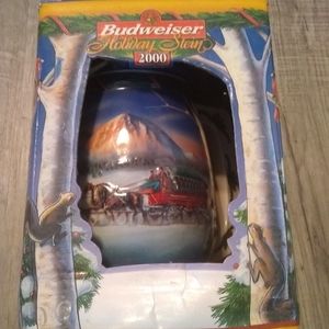 Budweiser Holiday   beer Stein. 2000